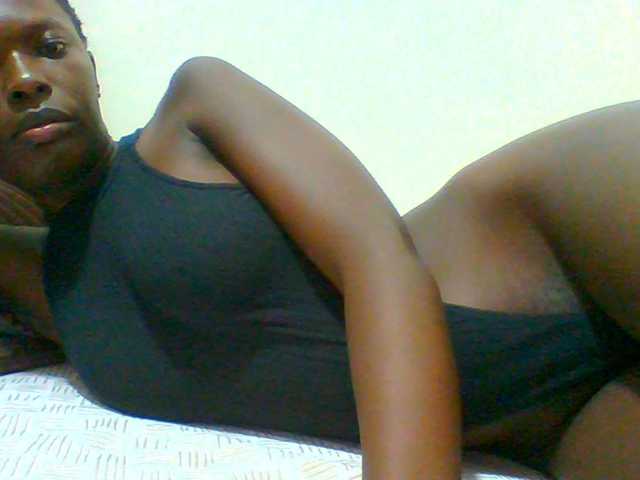 Bella-22 live cam on BongaCams