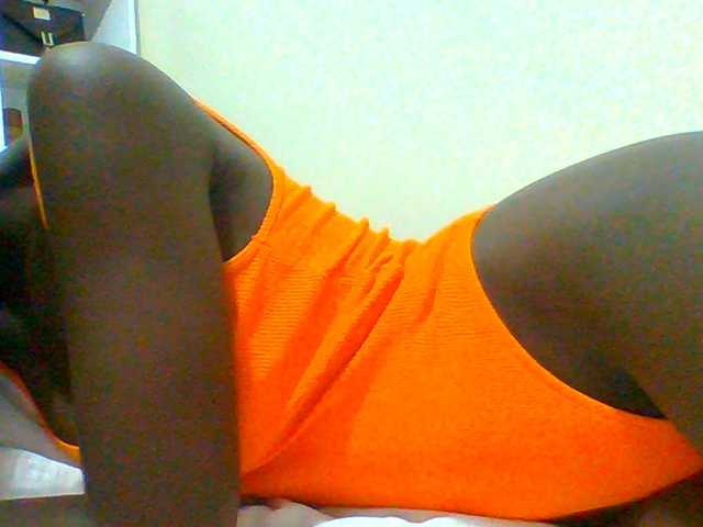 Bella-22 live cam on BongaCams