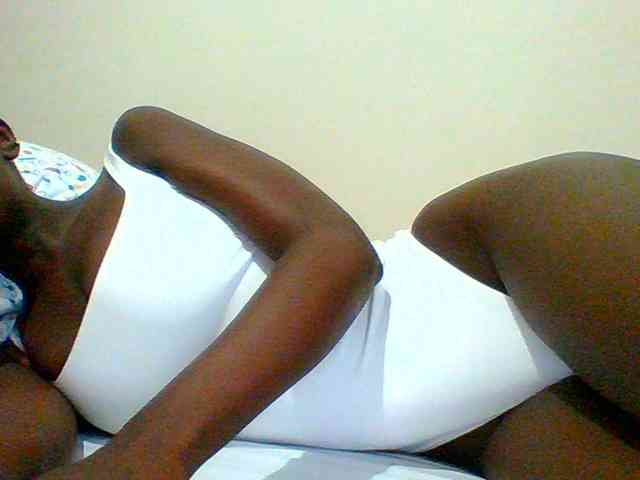 Bella-22 webcam