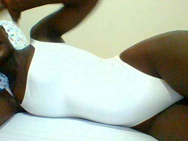 Bella-22 webcam