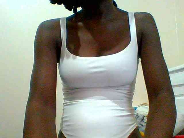 Bella-22 webcam