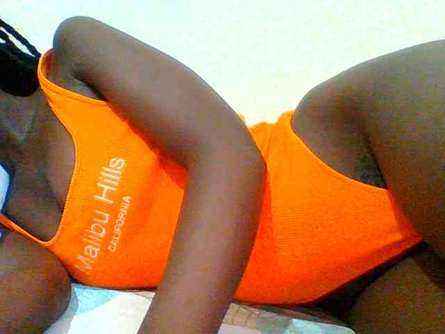 Bella-22 webcam