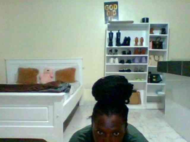 Bella-22 webcam