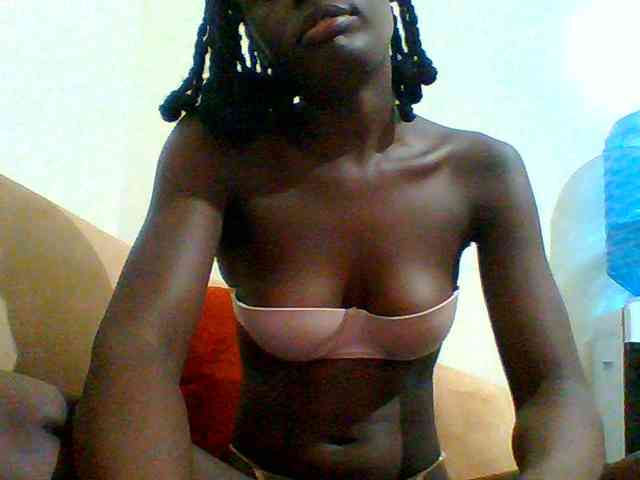 Bella-22 webcam