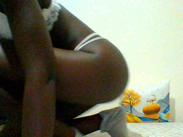 Bella-22 Live Webcam on BongaCams