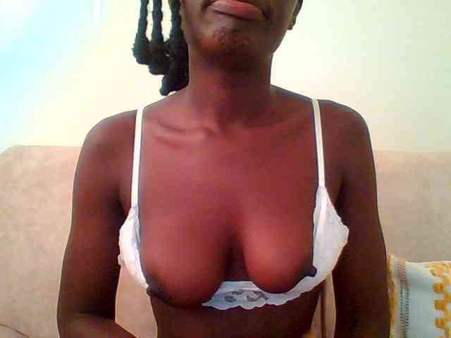 Bella-22 webcam