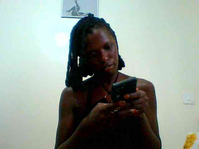 Bella-22 webcam