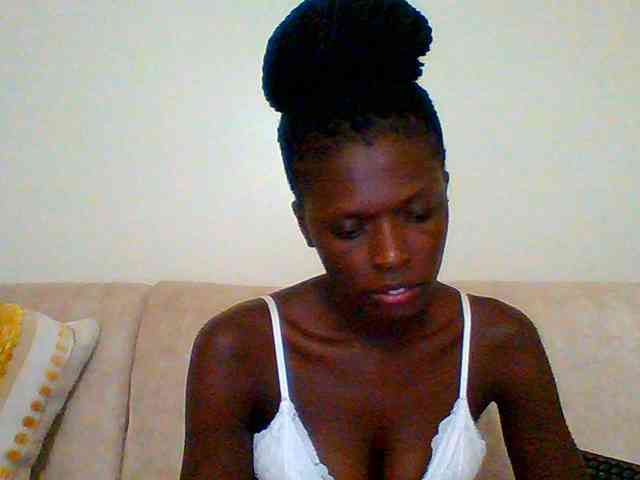 Bella-22 webcam