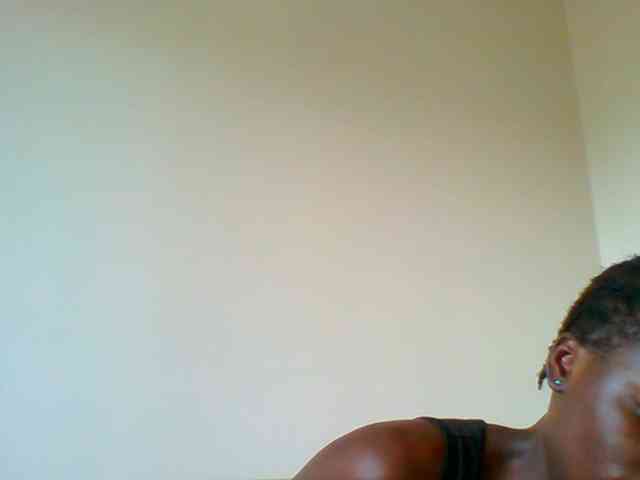 Bella-22 webcam