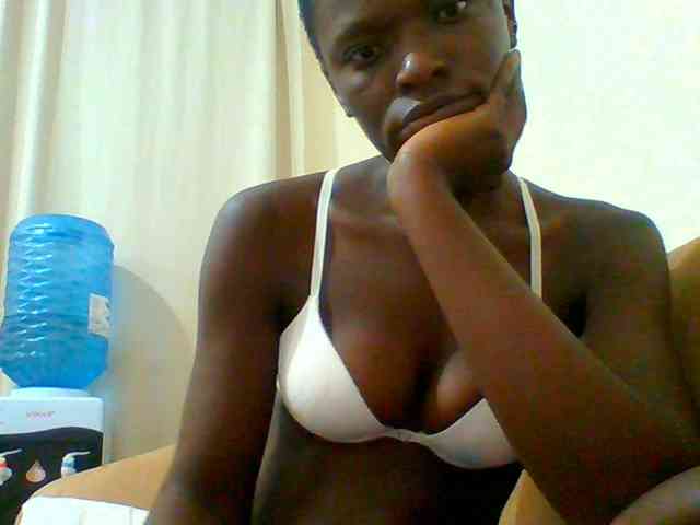 Bella-22 webcam