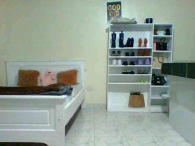 Bella-22 webcam