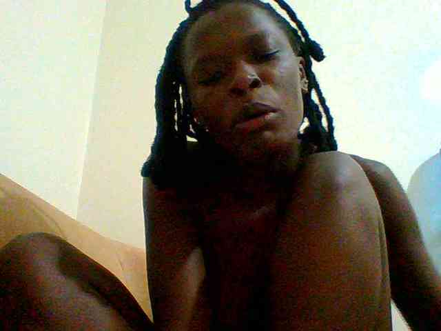 Bella-22 webcam