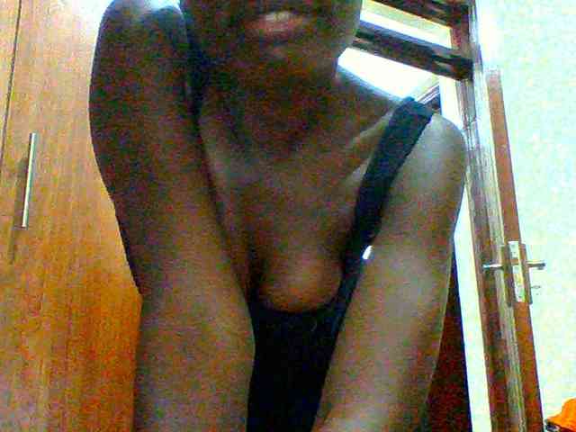 Bella-22 webcam