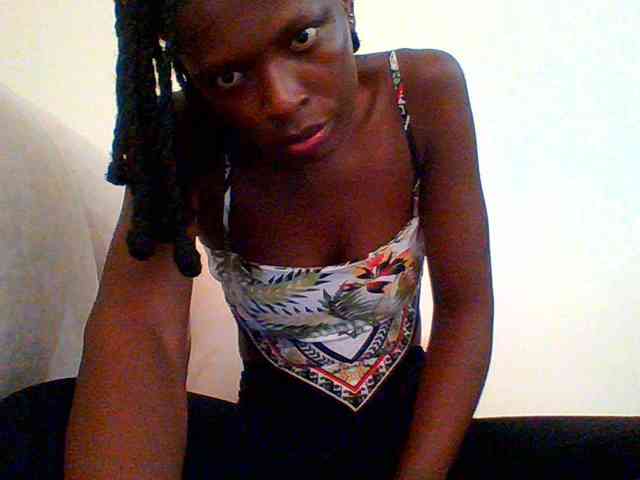 Bella-22 webcam