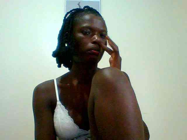 Bella-22 webcam