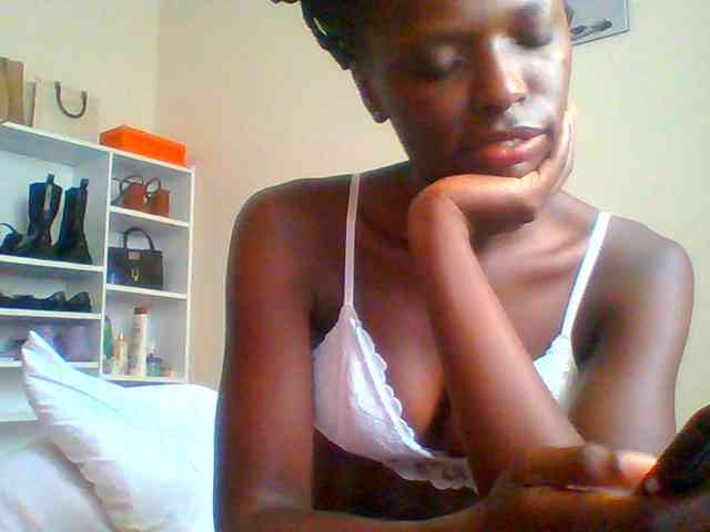 Bella-22 webcam