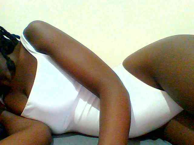 Bella-22 webcam