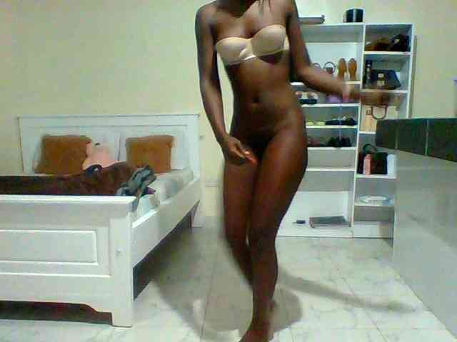 Bella-22 webcam