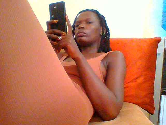 Bella-22 webcam