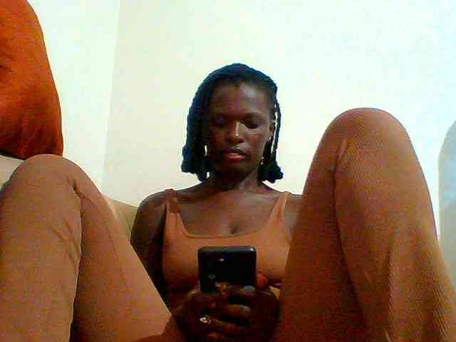 Bella-22 webcam