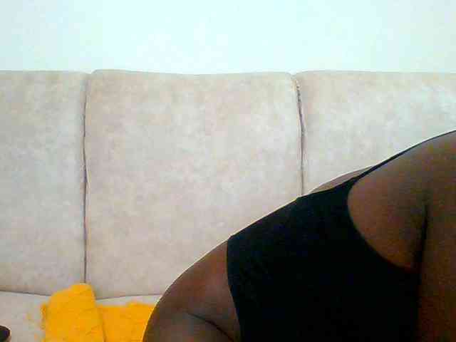 Bella-22 webcam