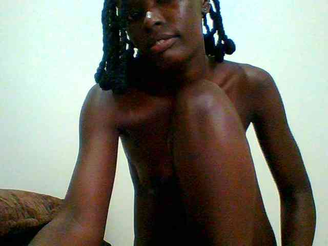 Bella-22 Live Webcam on BongaCams