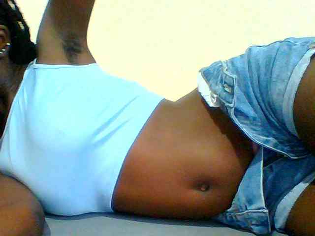 Bella-22 webcam