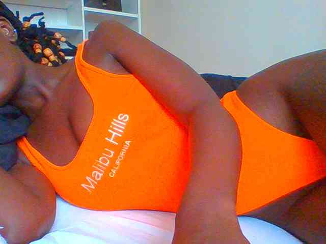 Bella-22 webcam