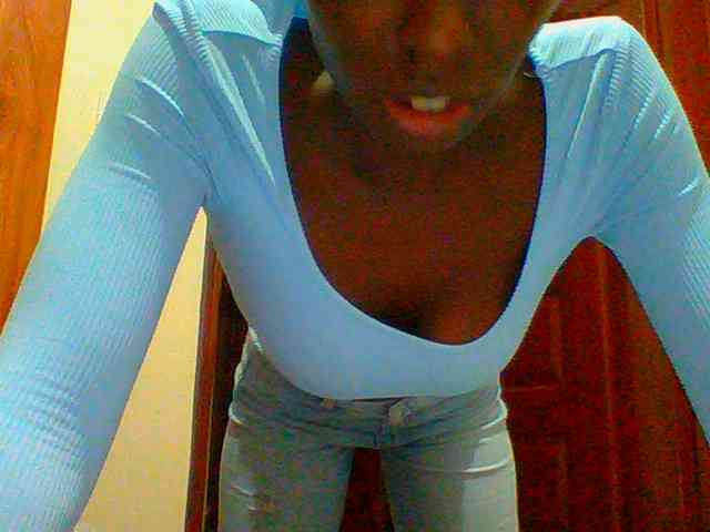 Bella-22 webcam