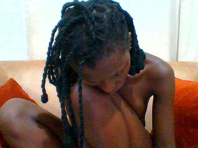 Bella-22 webcam