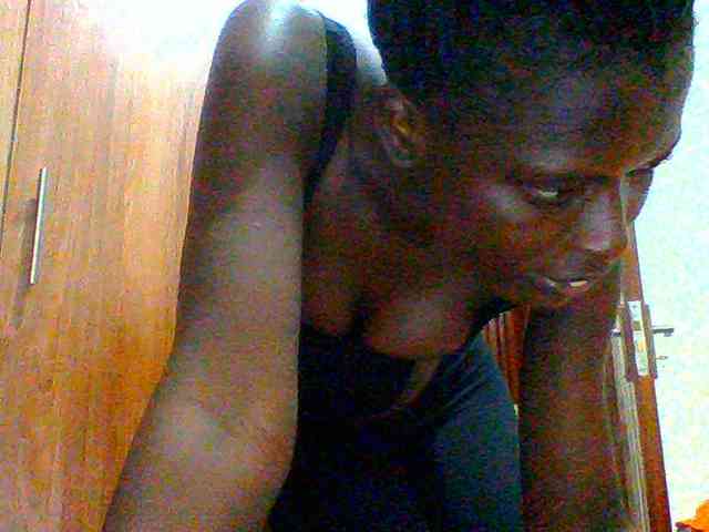 Bella-22 webcam