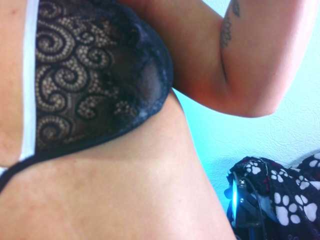 giselemerchanx live cam on BongaCams