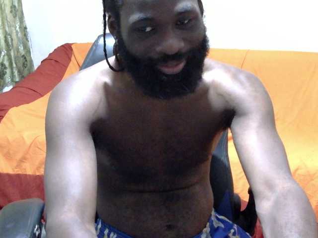 Darkkras23 — live male cam