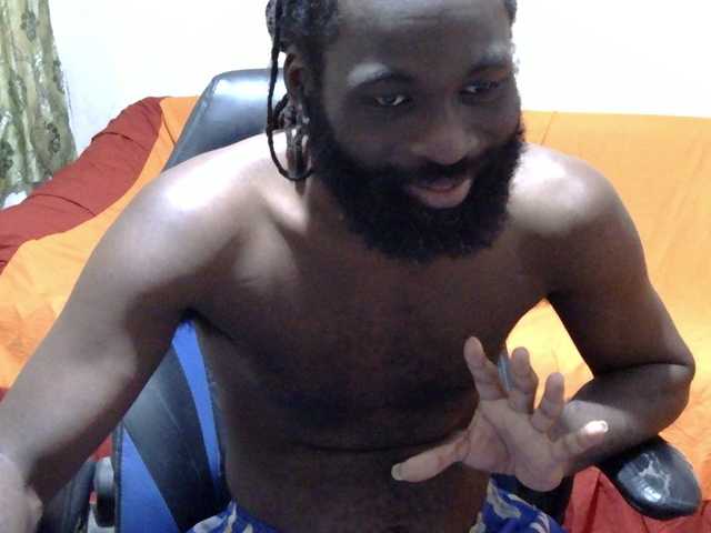 Darkkras23 — live male cam