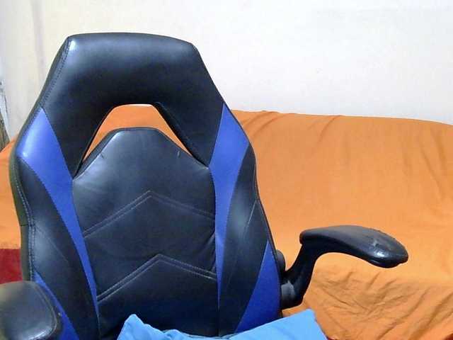 Darkkras23 live webcam show