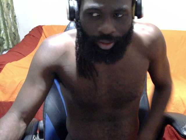 Darkkras23 — live male cam