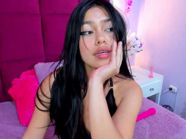 AlanaDeivis, live now on BongaCams
