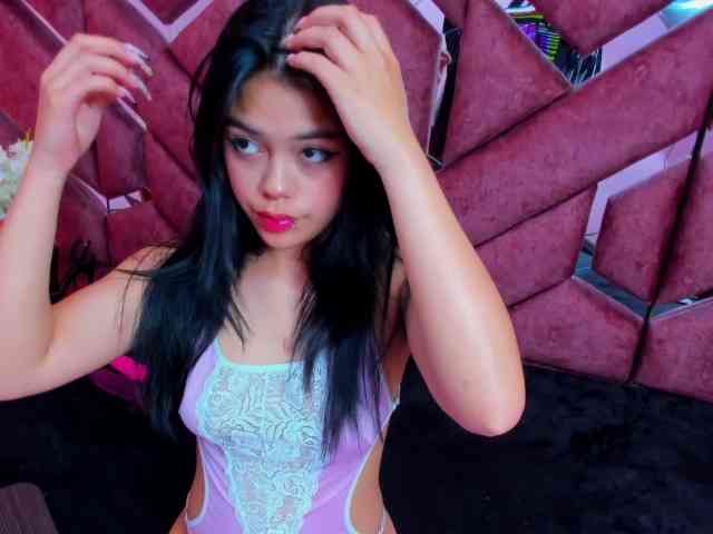 AlanaDeivis webcam