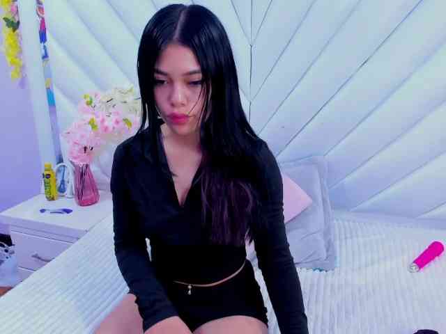 AlanaDeivis webcam