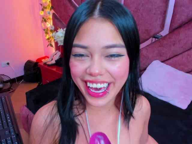 AlanaDeivis webcam