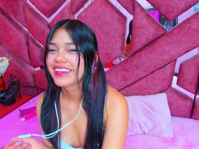 AlanaDeivis webcam