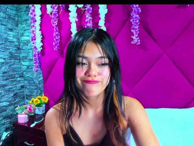 AlanaDeivis webcam