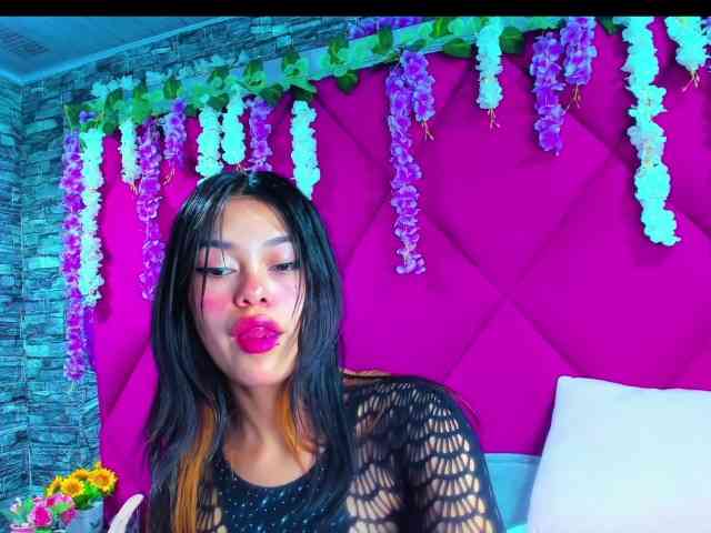 AlanaDeivis webcam