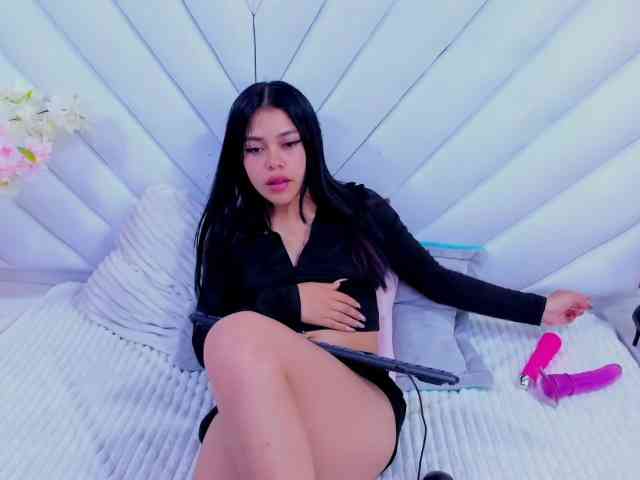 AlanaDeivis webcam