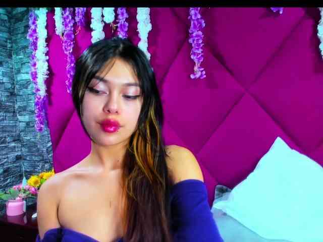 AlanaDeivis webcam
