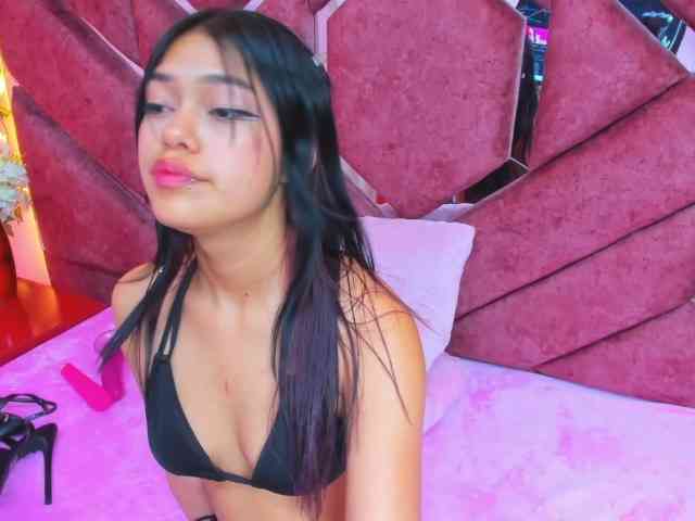 AlanaDeivis webcam
