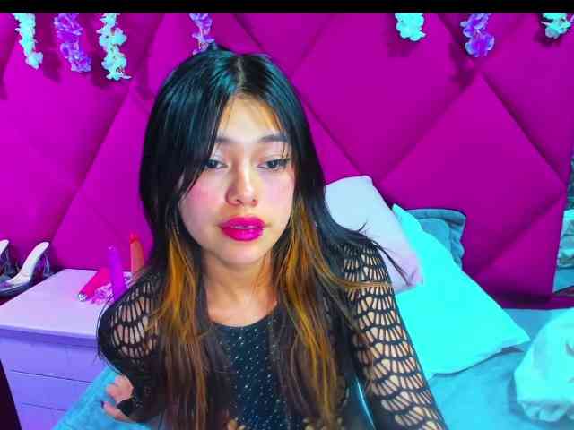 AlanaDeivis webcam