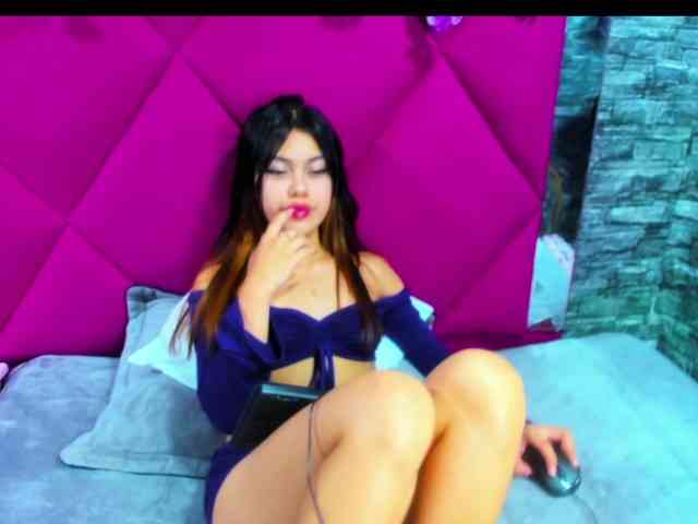 AlanaDeivis webcam