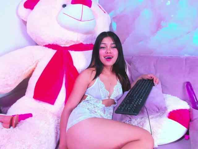 AlanaDeivis webcam