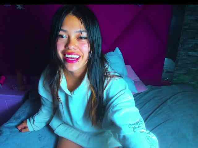 AlanaDeivis webcam